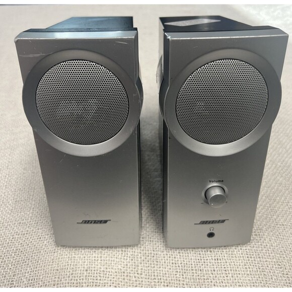 Bose Companion 2 Computer Multimedia Speakers - 2pc Bundle No Power Cord - Picture 8 of 8
